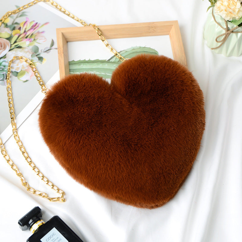 Heart-shaped bag shoulder chain bag