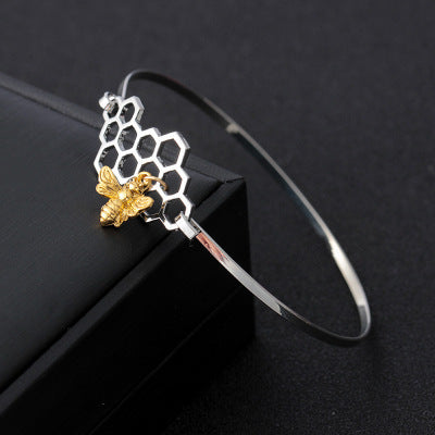 New fashion jewelry cute honeycomb bee bracelet personality insect bracelet hand jewelry