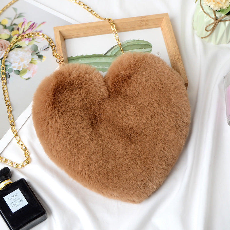 Heart-shaped bag shoulder chain bag