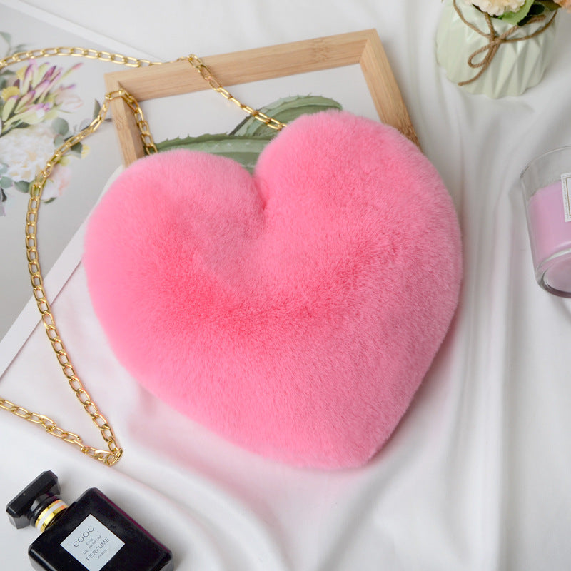 Heart-shaped bag shoulder chain bag