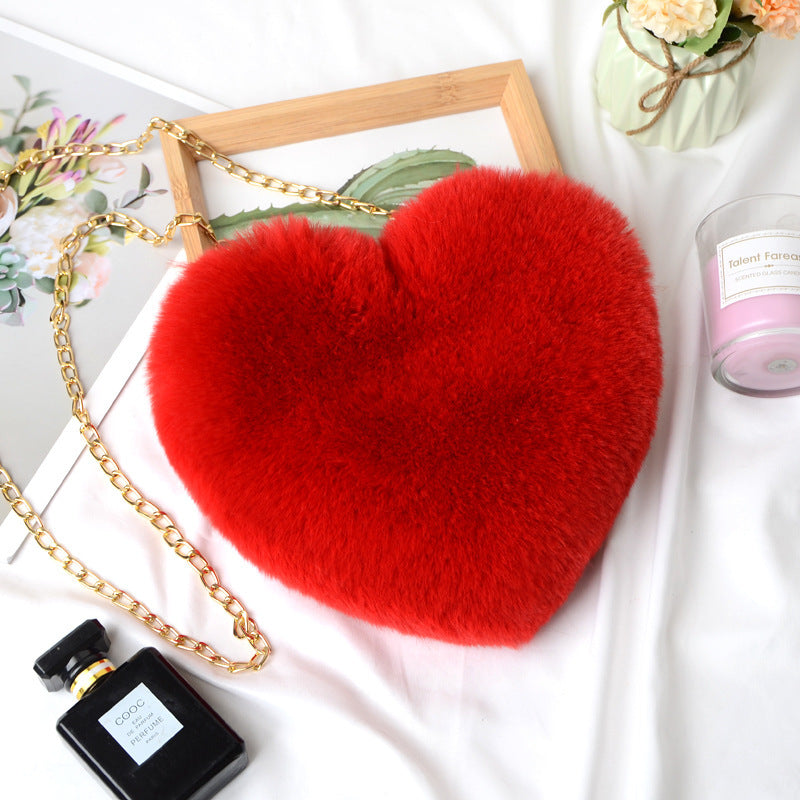 Heart-shaped bag shoulder chain bag