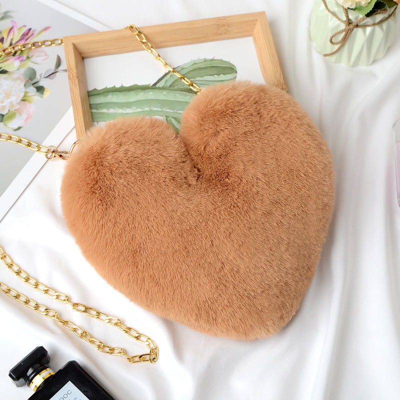 Heart-shaped bag shoulder chain bag