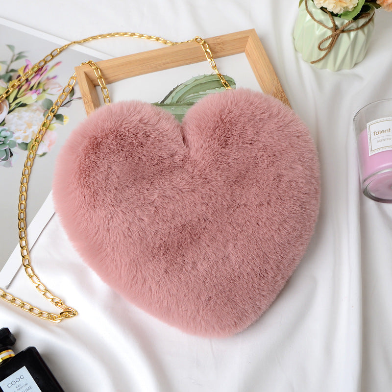 Heart-shaped bag shoulder chain bag