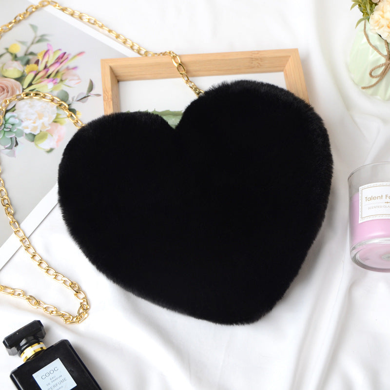 Heart-shaped bag shoulder chain bag