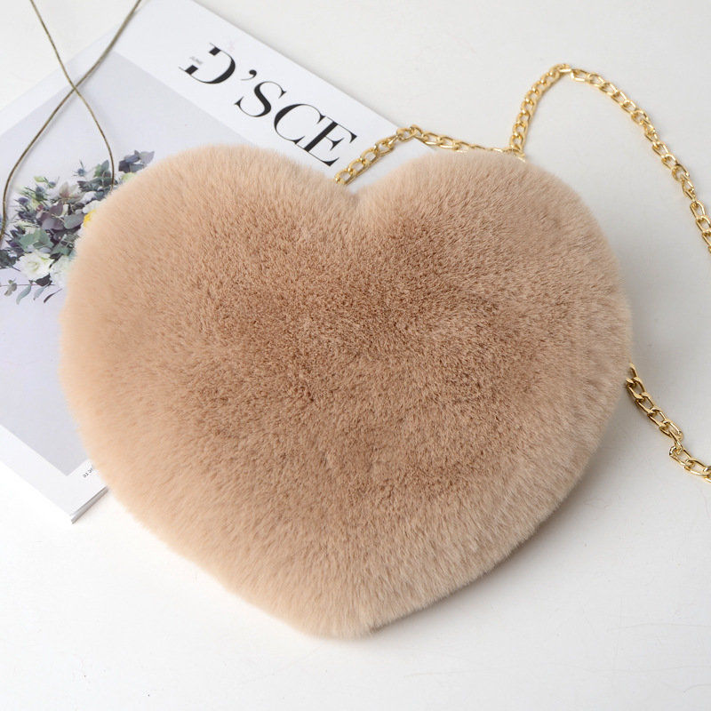 Heart-shaped bag shoulder chain bag