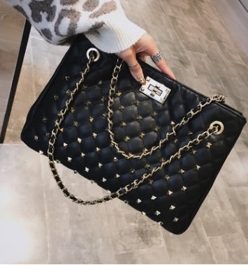 Rhombus chain shoulder bag