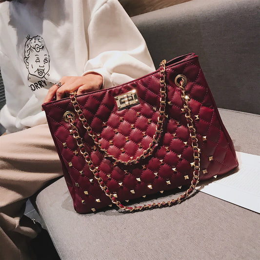 Rhombus chain shoulder bag