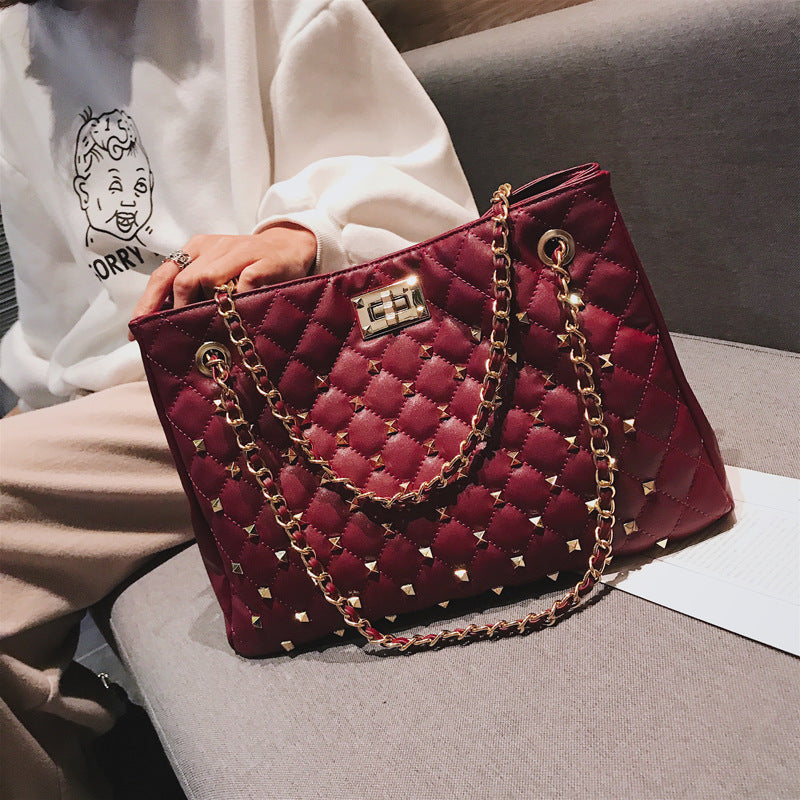 Rhombus chain shoulder bag